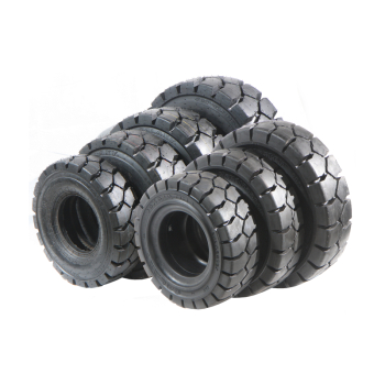 Шини для навантажувачів, основні види та особливості