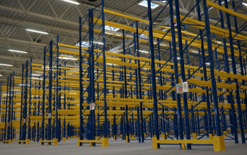 Палетні стелажі фронтальні, особливості конструкції і їх застосування