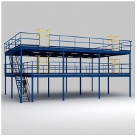 Мезонин на колоннах